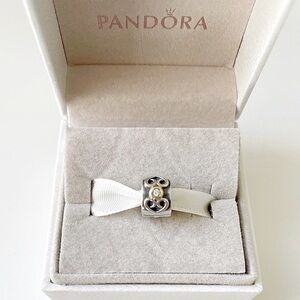 Pandora Double Heart Diamond Clip | Retired